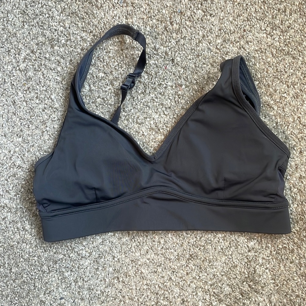 Fabletics barely worn sports bra